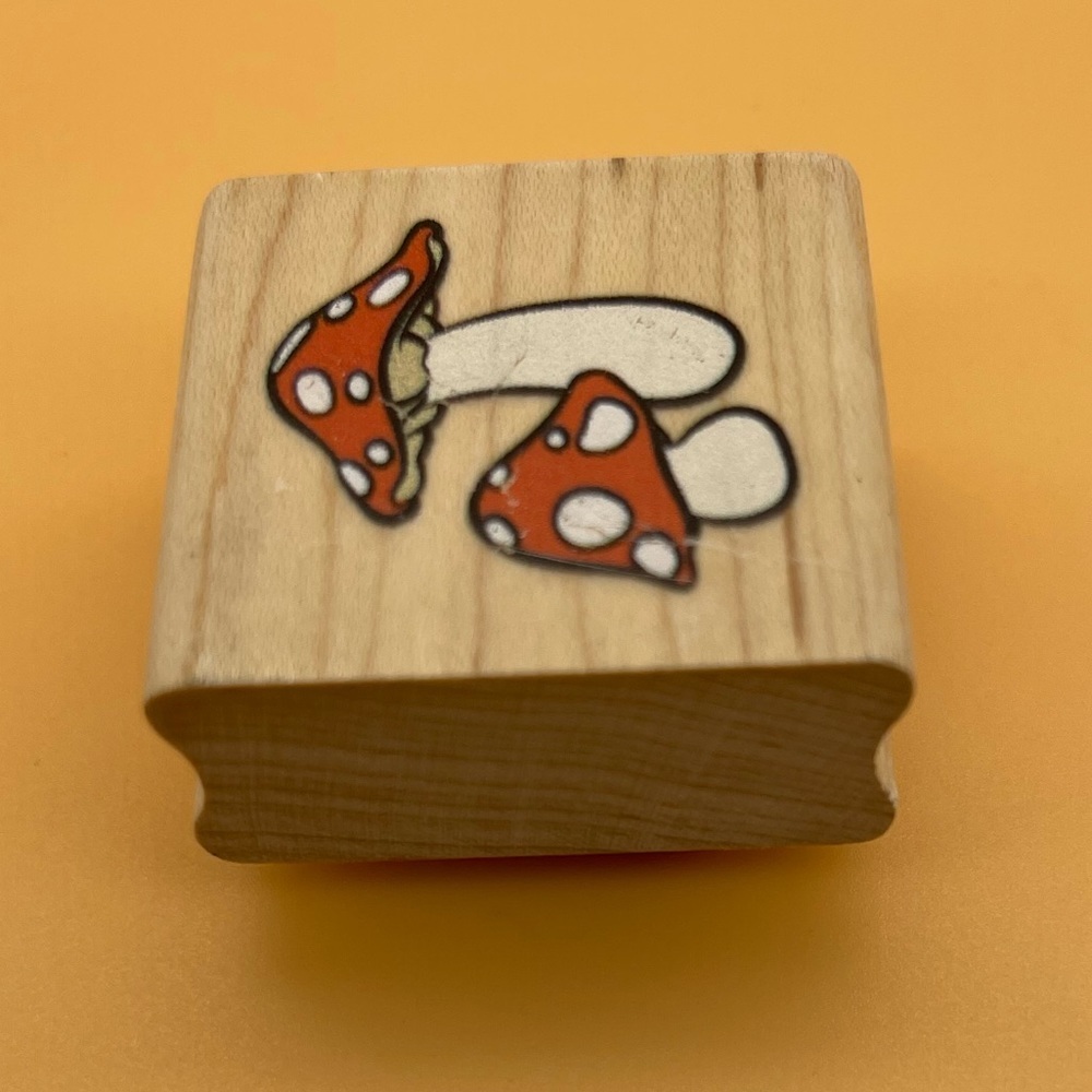 Amanita Muscaria/Toadstool Mushrooms 🍄 Rubber Stamp - Picture 4 of 7